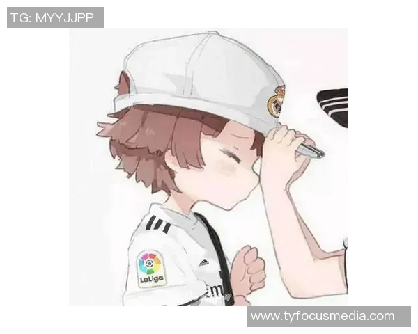 动漫风格头像情侣与足球明星的完美结合展现青春活力与激情梦想